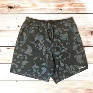 Patagonia floral green Athletic shorts 9 inch inseam